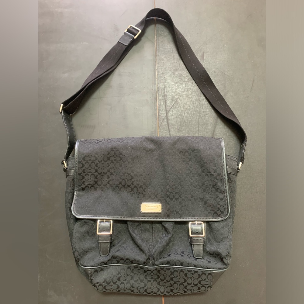 Coach Messenger Bag